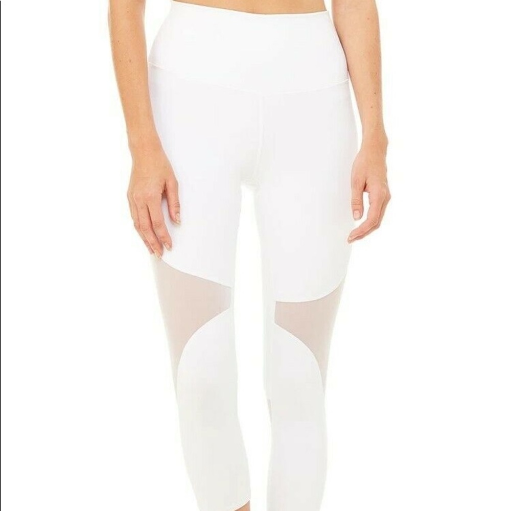 Alo High Wasted Coast White Leggings Never Worn
